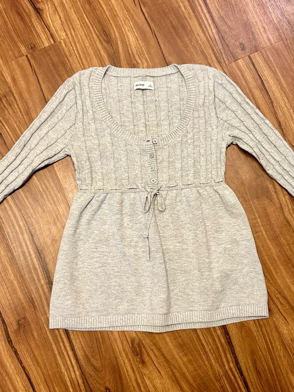 Hollister Light Grey Cable-Knit Baby Doll Sweater Henley S